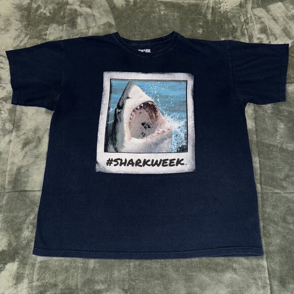 Discovery Channel Shark Week T-Shirt Men's XL Blue Cotton Short Sleeve Crew Neck - Picture 1 of 6